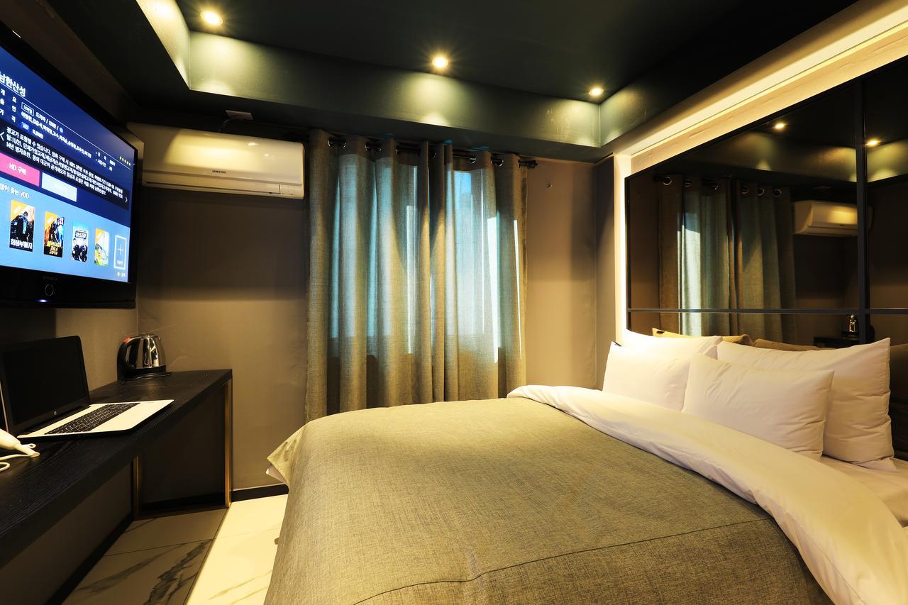 Rainbow Hotel Yongsan Seul Exterior foto